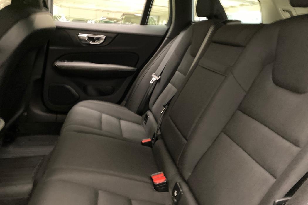 VOLVO V60 2019