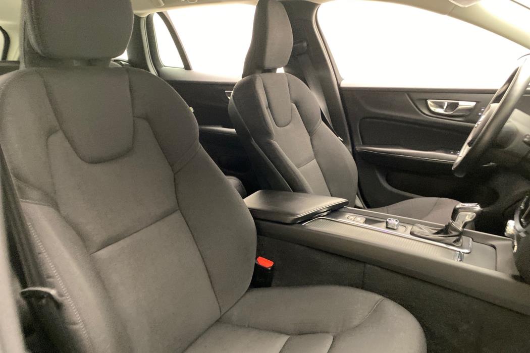 VOLVO V60 2019