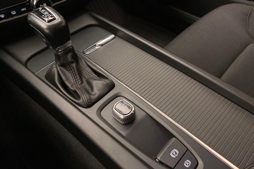 VOLVO V60 2019