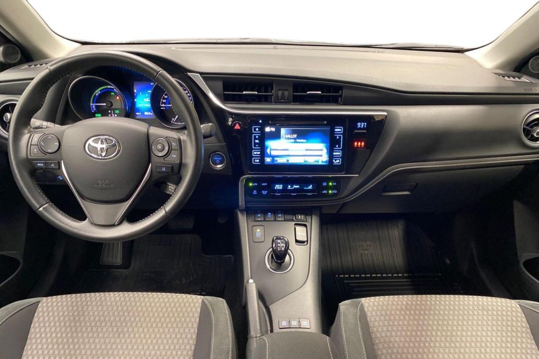 TOYOTA Auris 2018