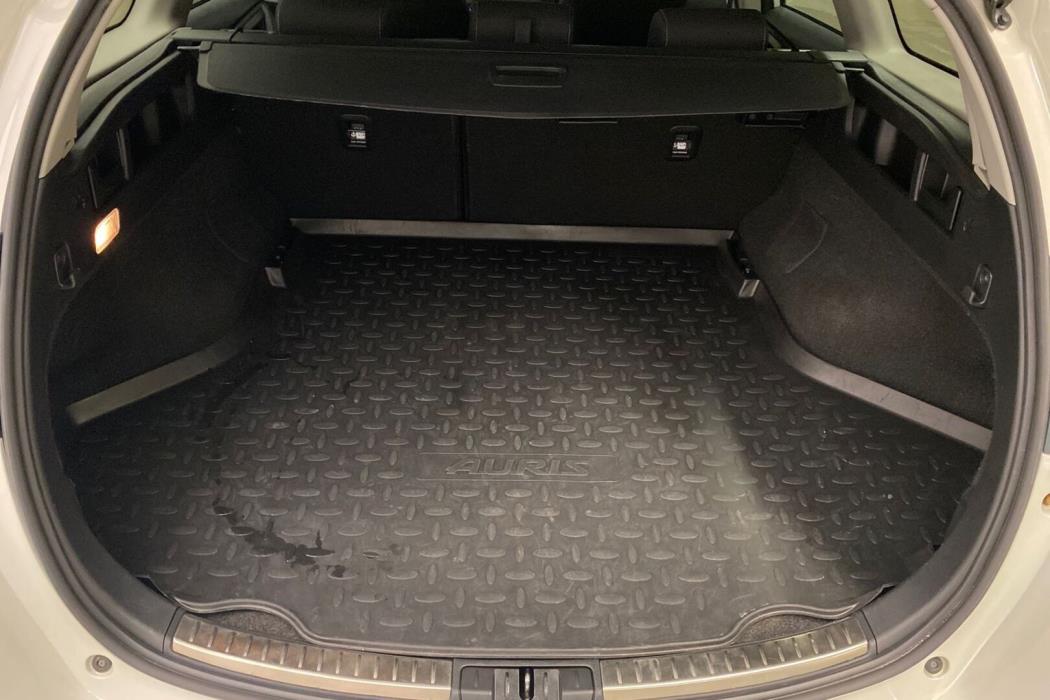 TOYOTA Auris 2018