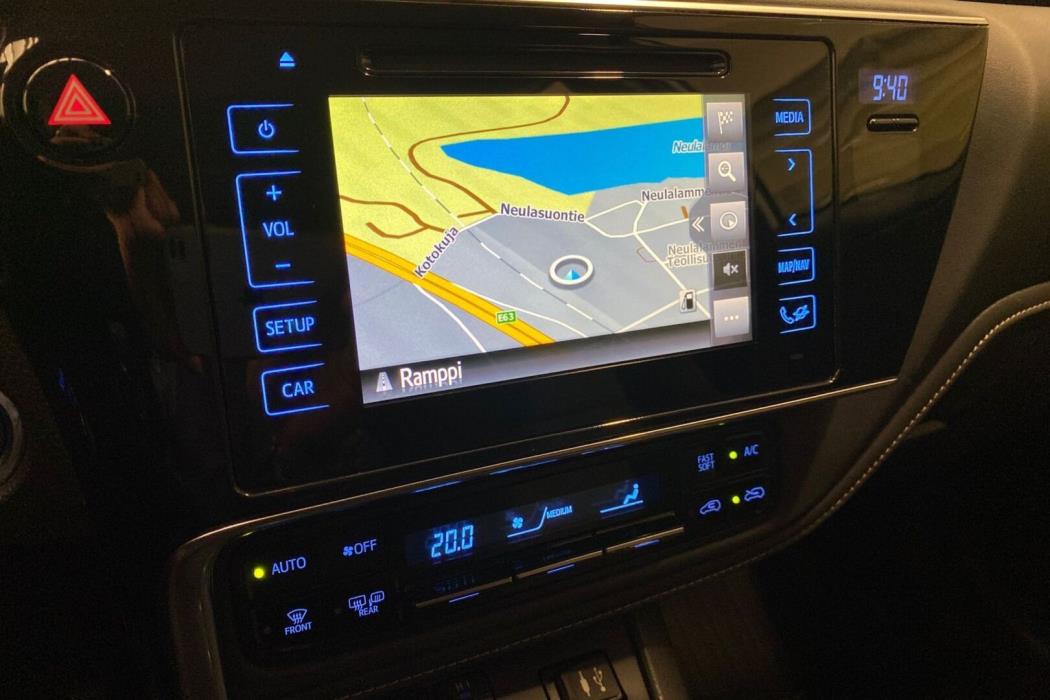TOYOTA Auris 2018