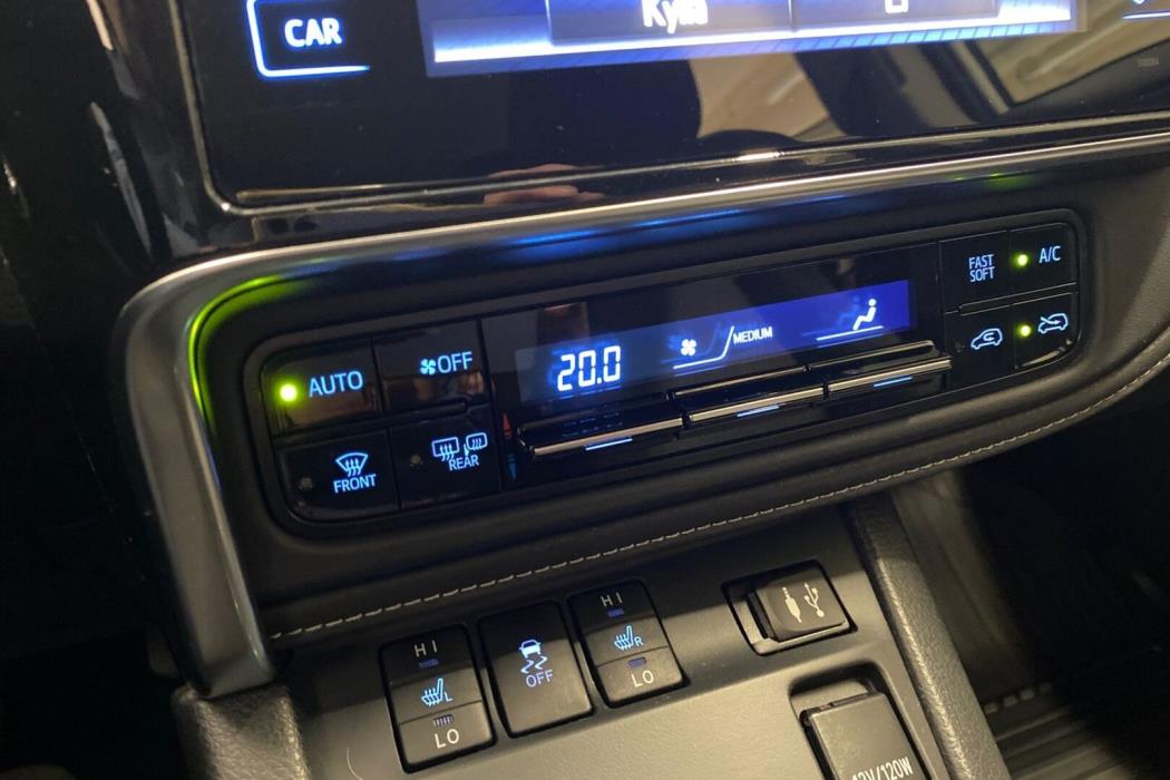 TOYOTA Auris 2018