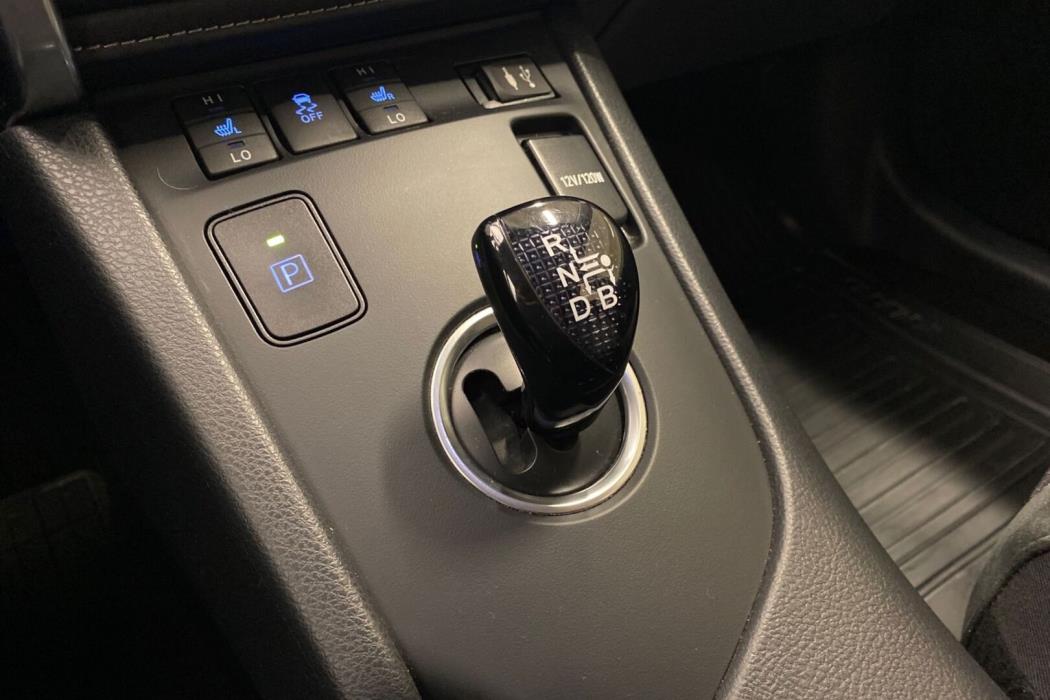 TOYOTA Auris 2018