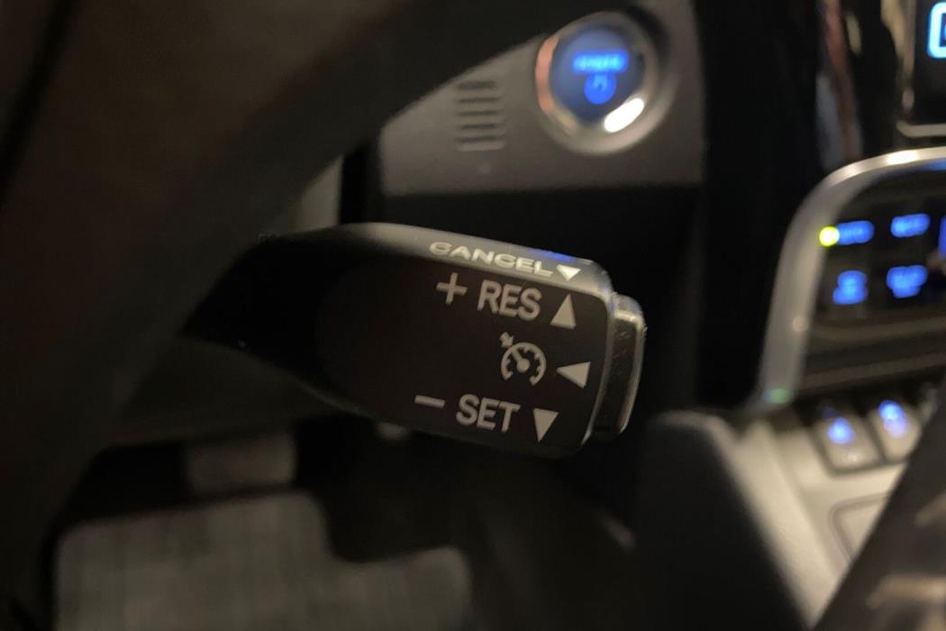 TOYOTA Auris 2018
