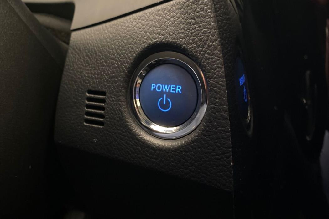 TOYOTA Auris 2018