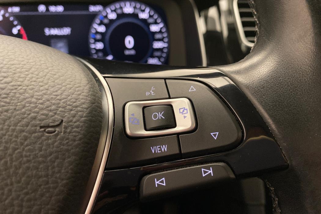 VOLKSWAGEN Golf 2019