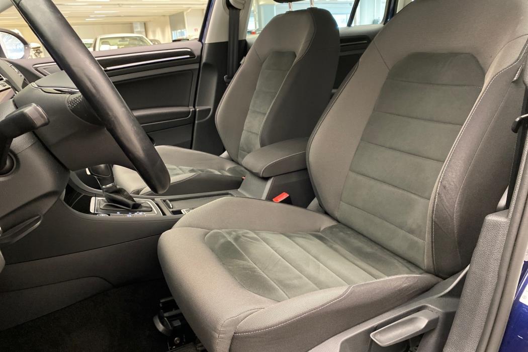 VOLKSWAGEN Golf 2019