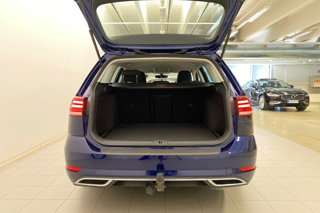 VOLKSWAGEN Golf 2019