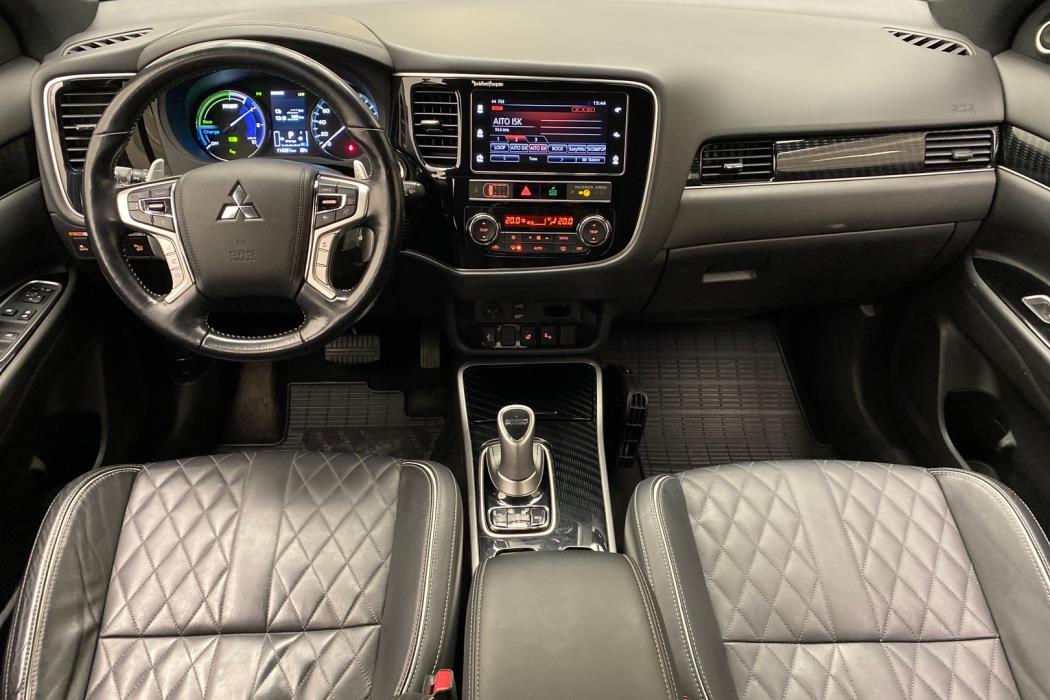 MITSUBISHI Outlander PHEV 2019