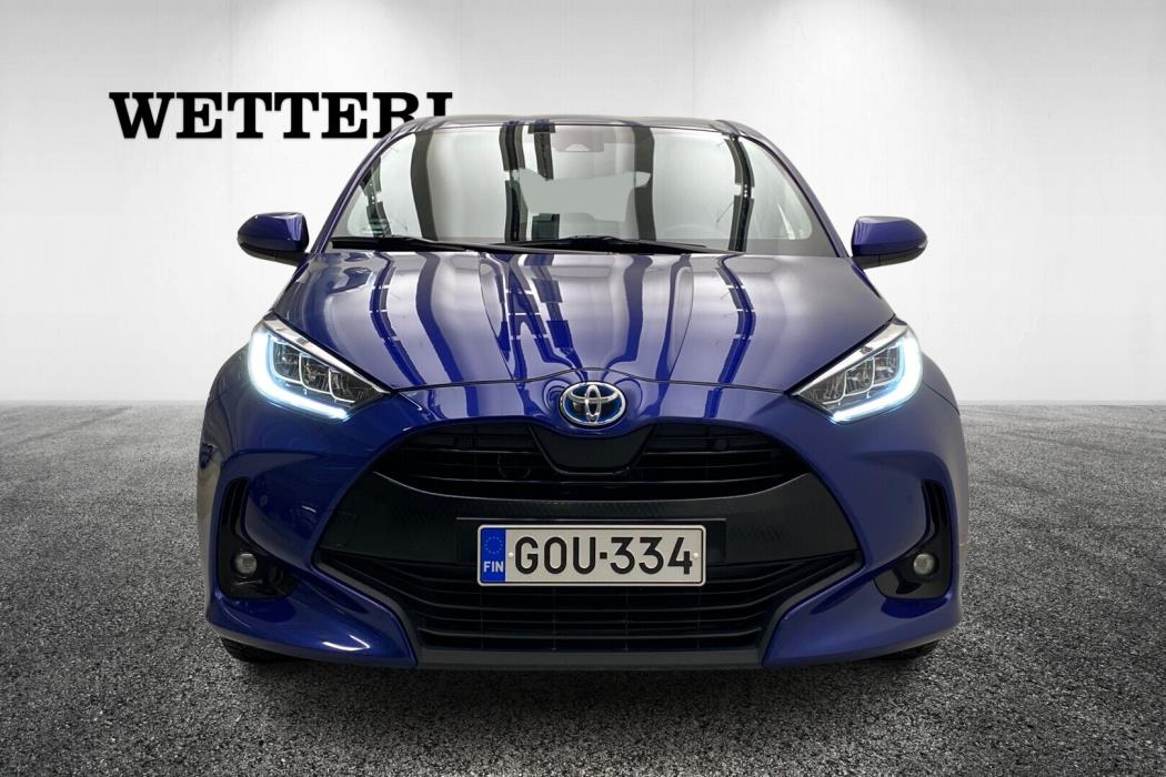 TOYOTA Yaris 2021