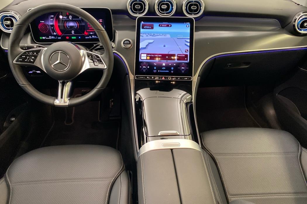 MERCEDES-BENZ GLC 2025