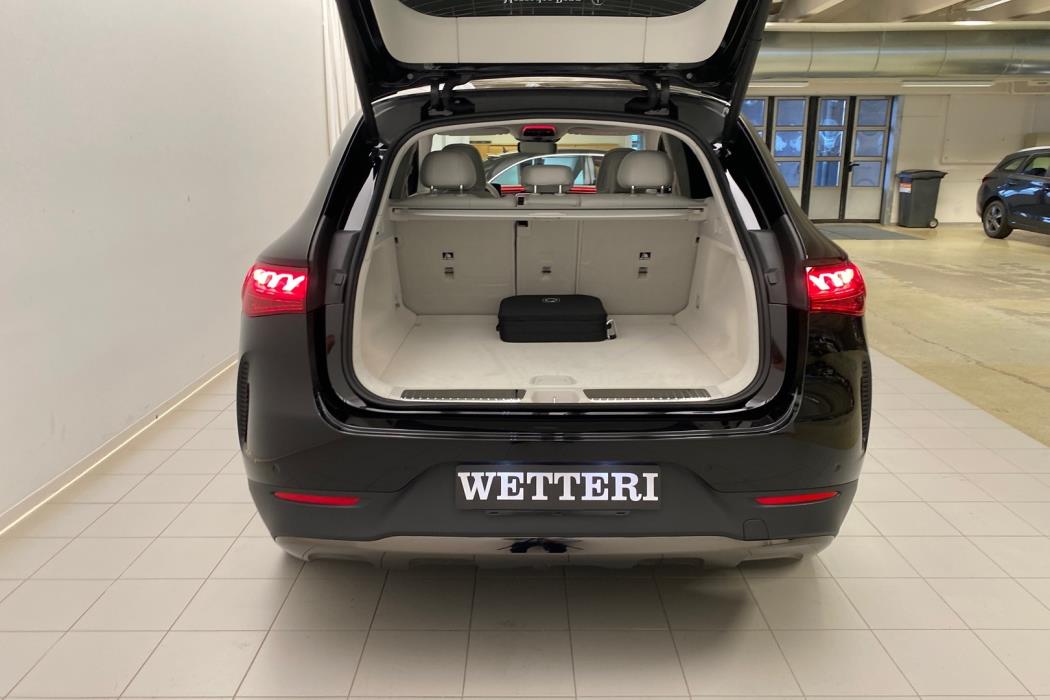 MERCEDES-BENZ EQE SUV 2026