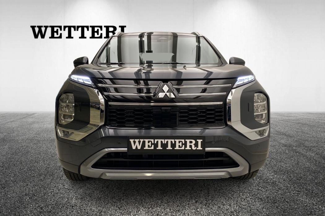 MITSUBISHI Outlander 2025