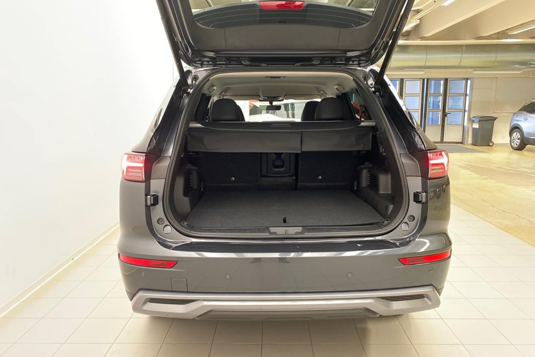 MITSUBISHI Outlander 2025