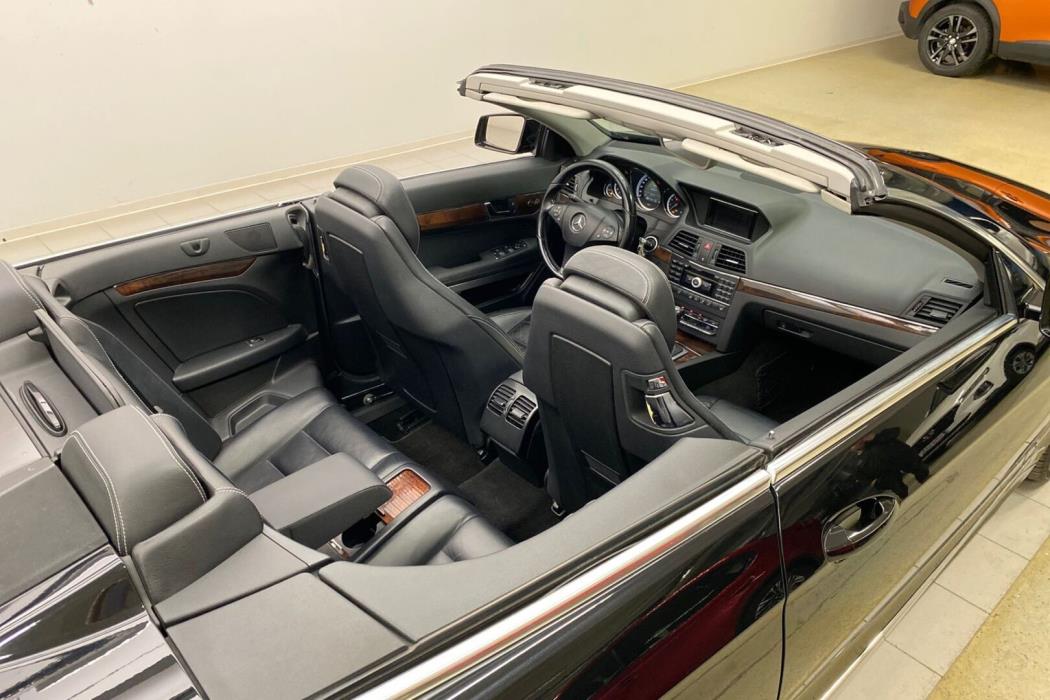 MERCEDES-BENZ E 2010
