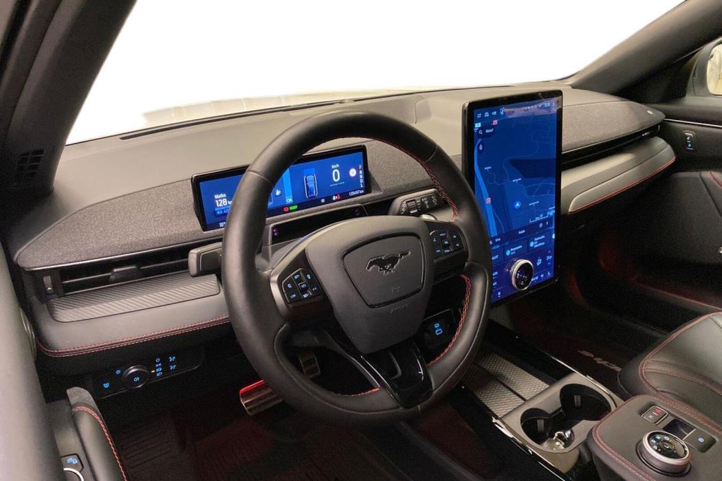 FORD Mustang Mach-E 2021