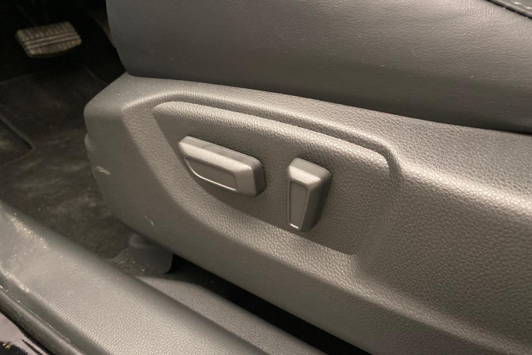 MITSUBISHI Eclipse Cross 2025