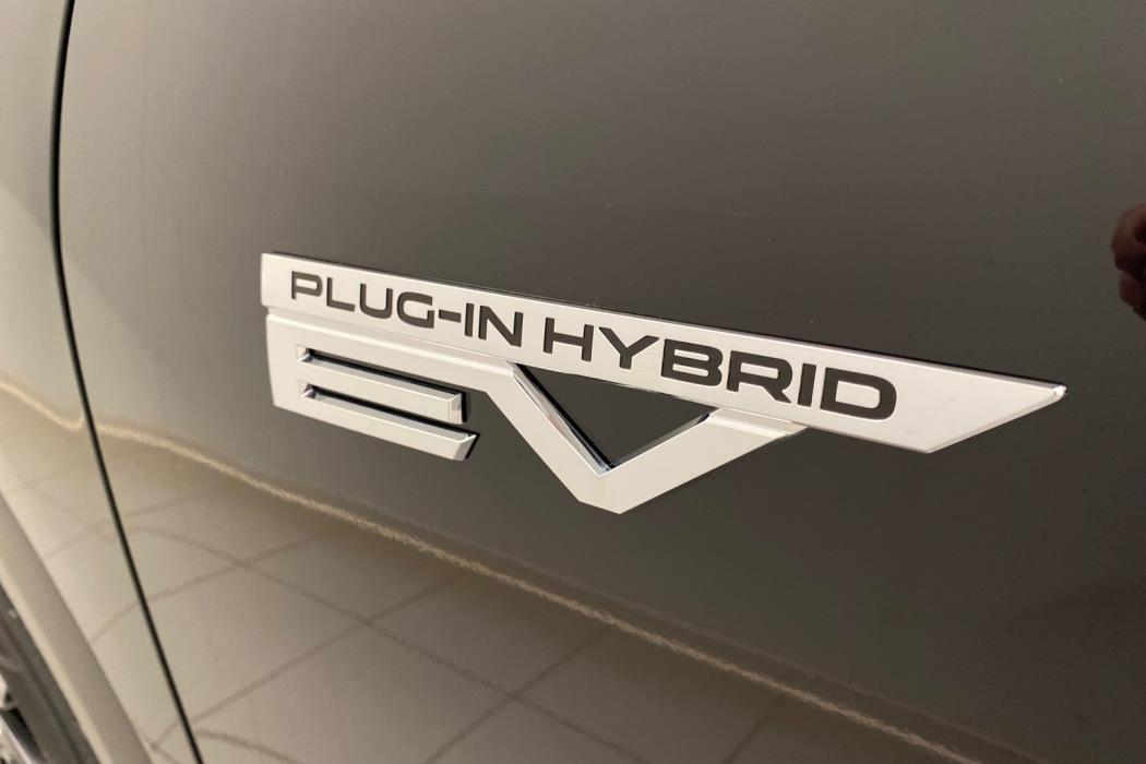 MITSUBISHI Eclipse Cross 2025