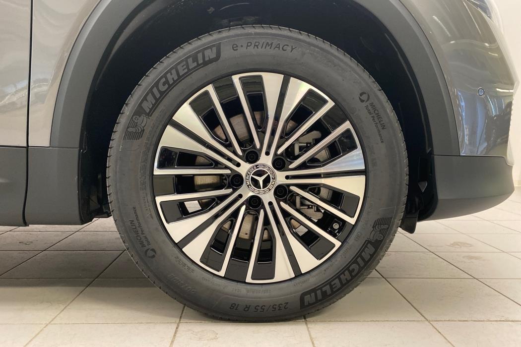 MERCEDES-BENZ EQB 2025