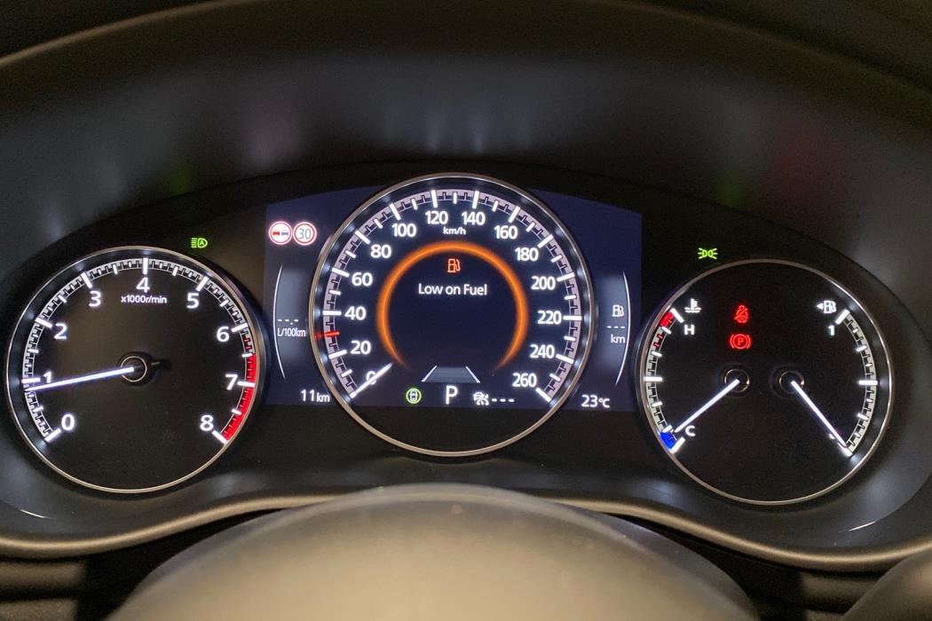 MAZDA Mazda3 2026