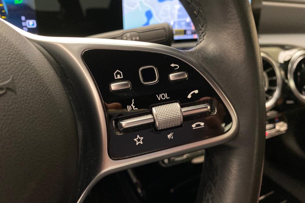 MERCEDES-BENZ CLA 2020