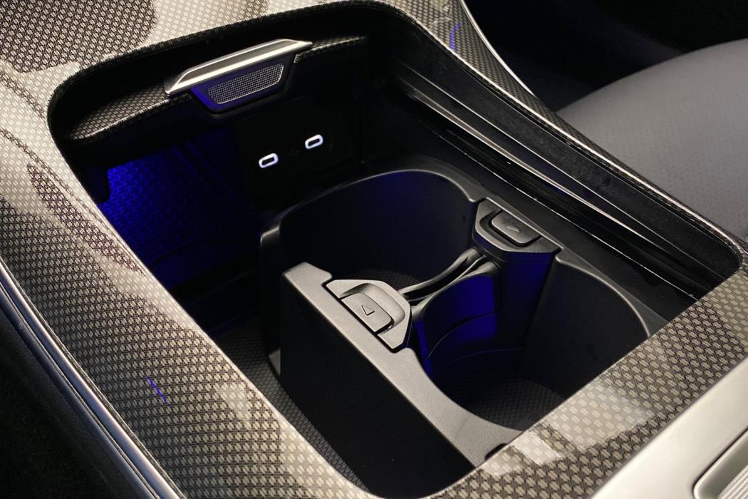 MERCEDES-BENZ C 2025