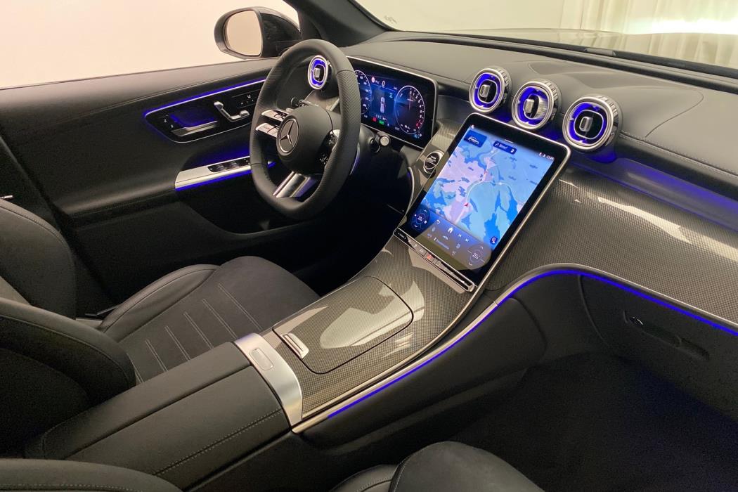 MERCEDES-BENZ GLC 2024