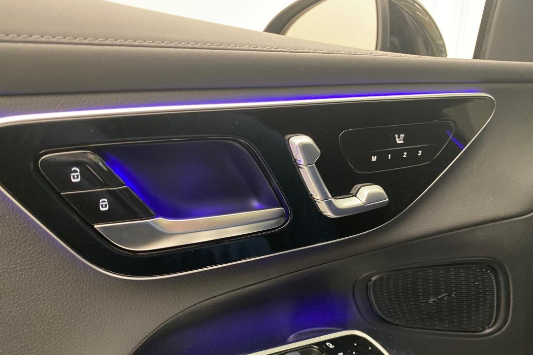 MERCEDES-BENZ GLC 2024