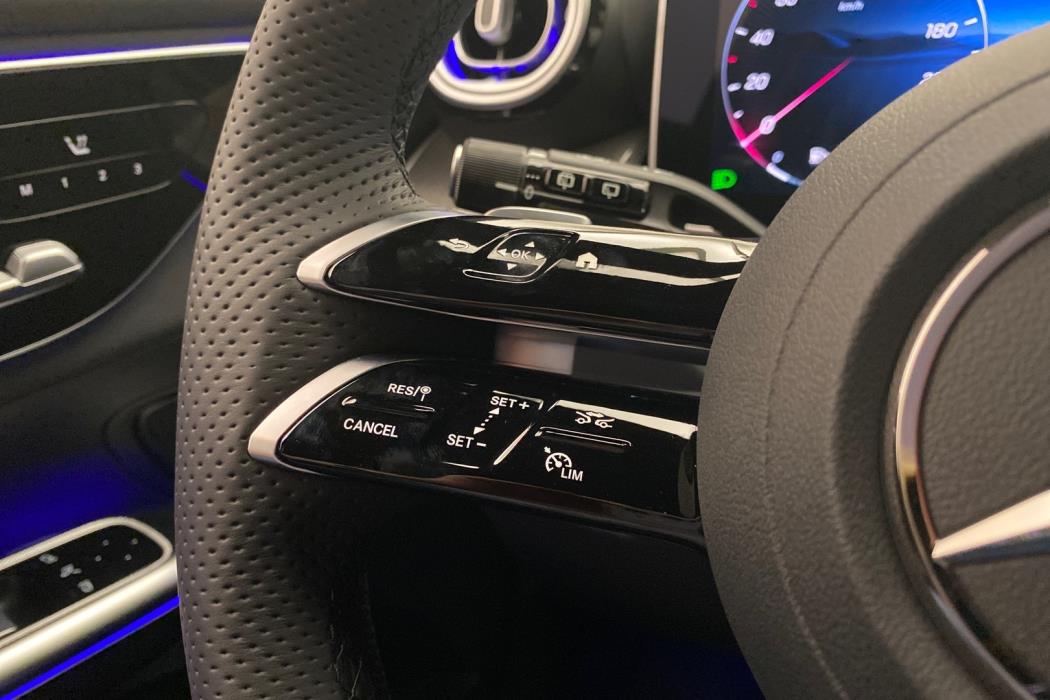 MERCEDES-BENZ GLC 2024