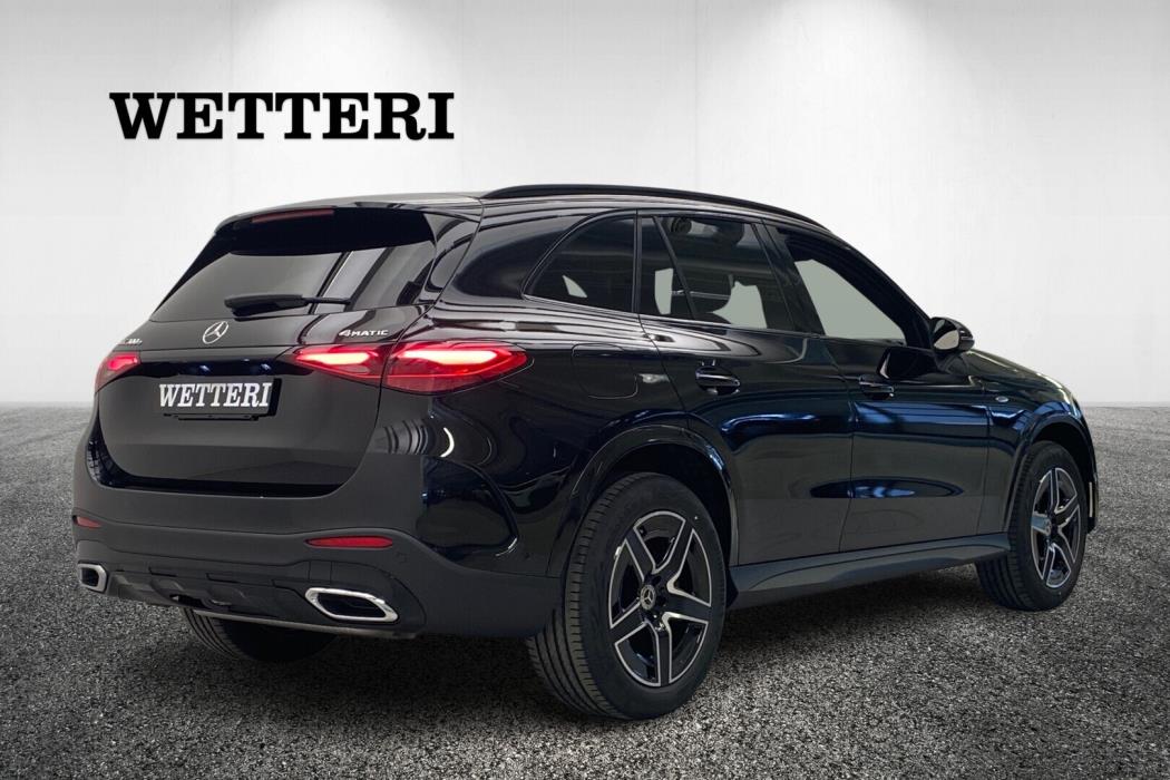 MERCEDES-BENZ GLC 2024