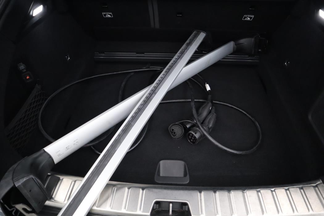 POLESTAR 4 2025