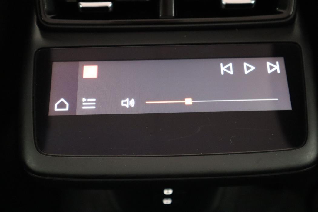 POLESTAR 4 2025