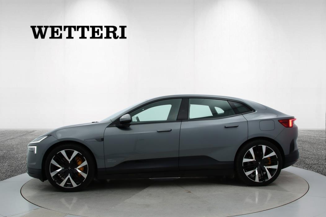 POLESTAR 4 2025