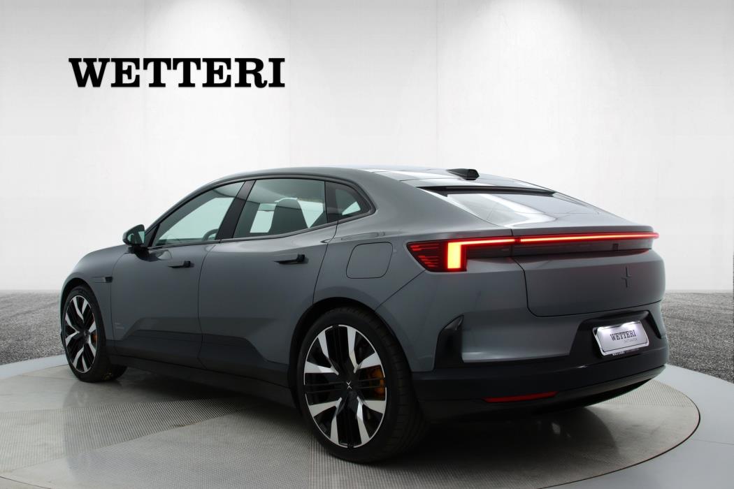 POLESTAR 4 2025