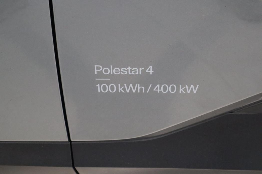 POLESTAR 4 2025