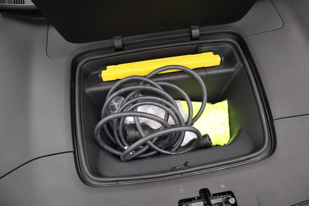 POLESTAR 4 2025