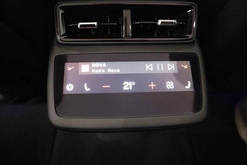 POLESTAR 4 2025