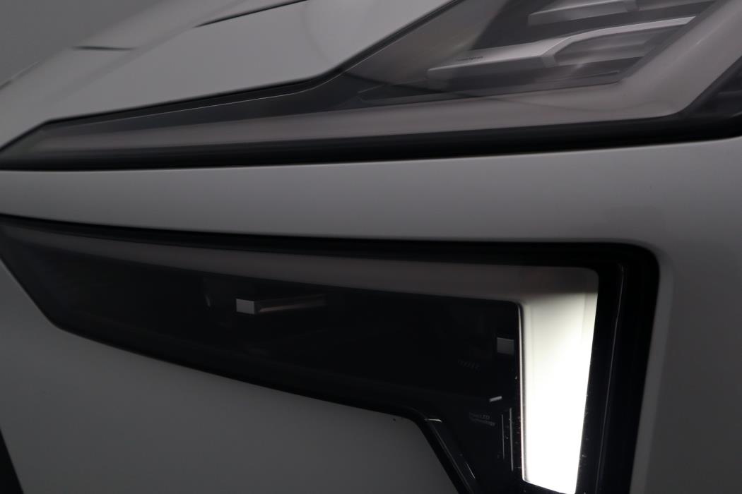 POLESTAR 4 2025