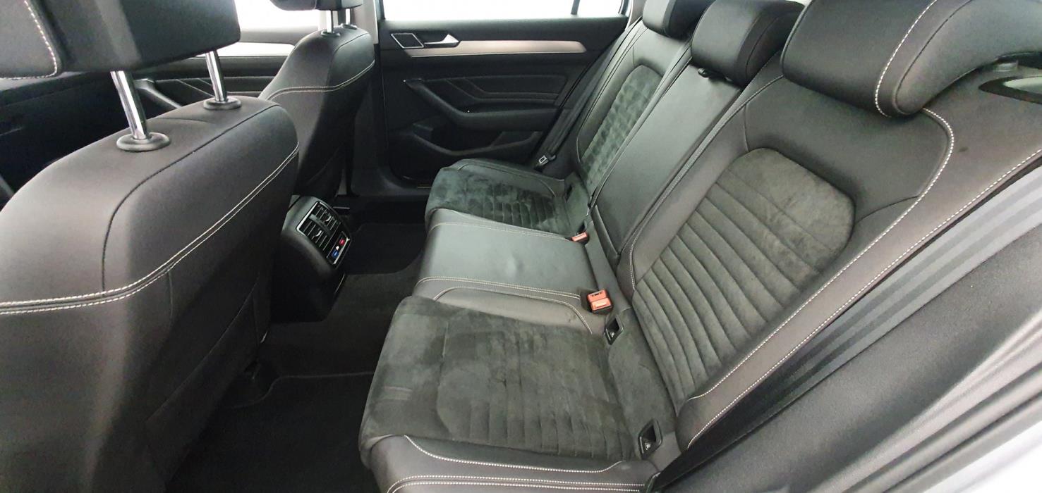 VOLKSWAGEN Passat 2021