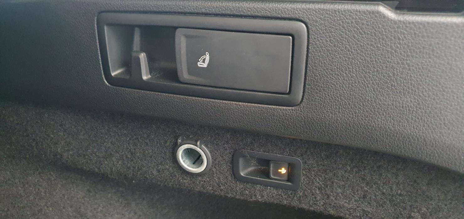 VOLKSWAGEN Passat 2021