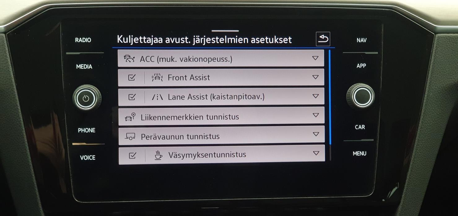 VOLKSWAGEN Passat 2021