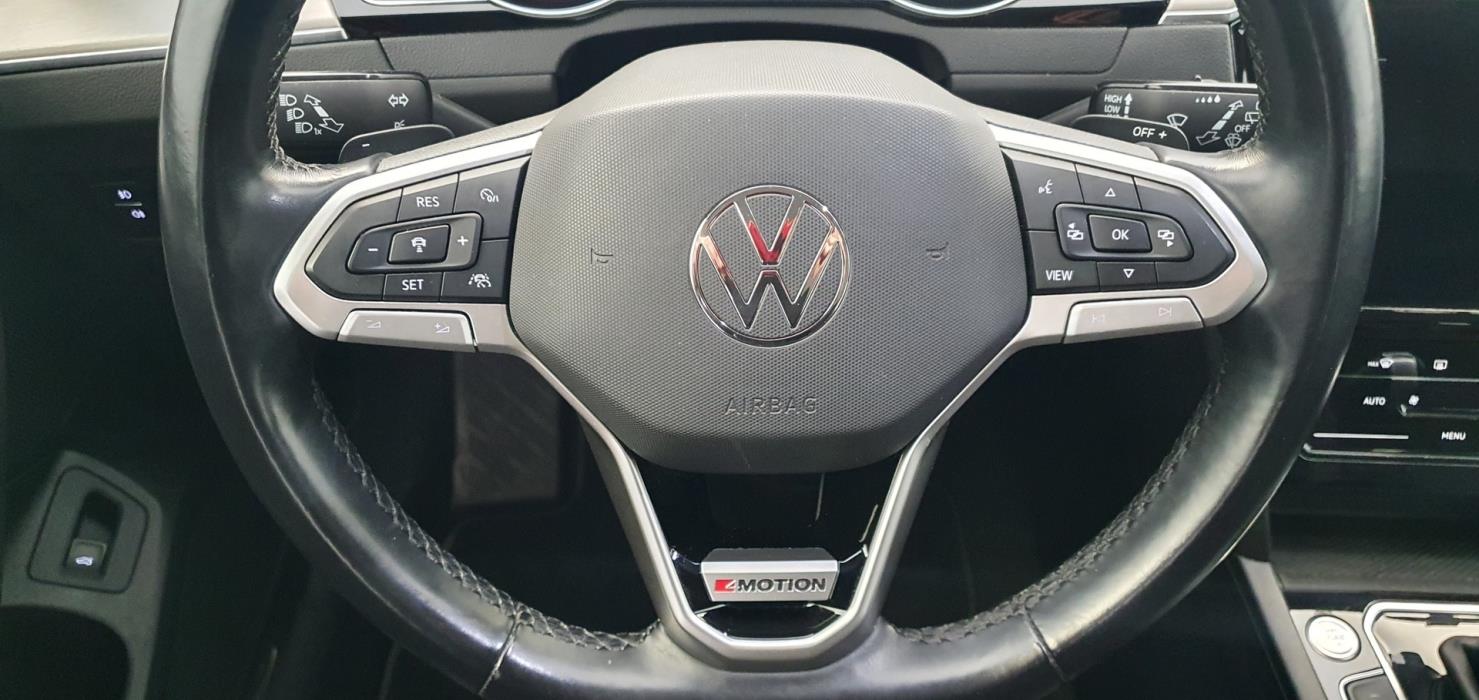 VOLKSWAGEN Passat 2021