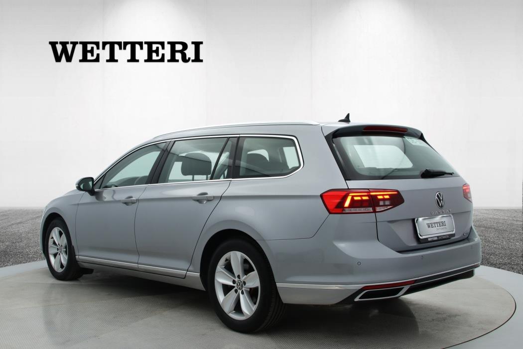 VOLKSWAGEN Passat 2021