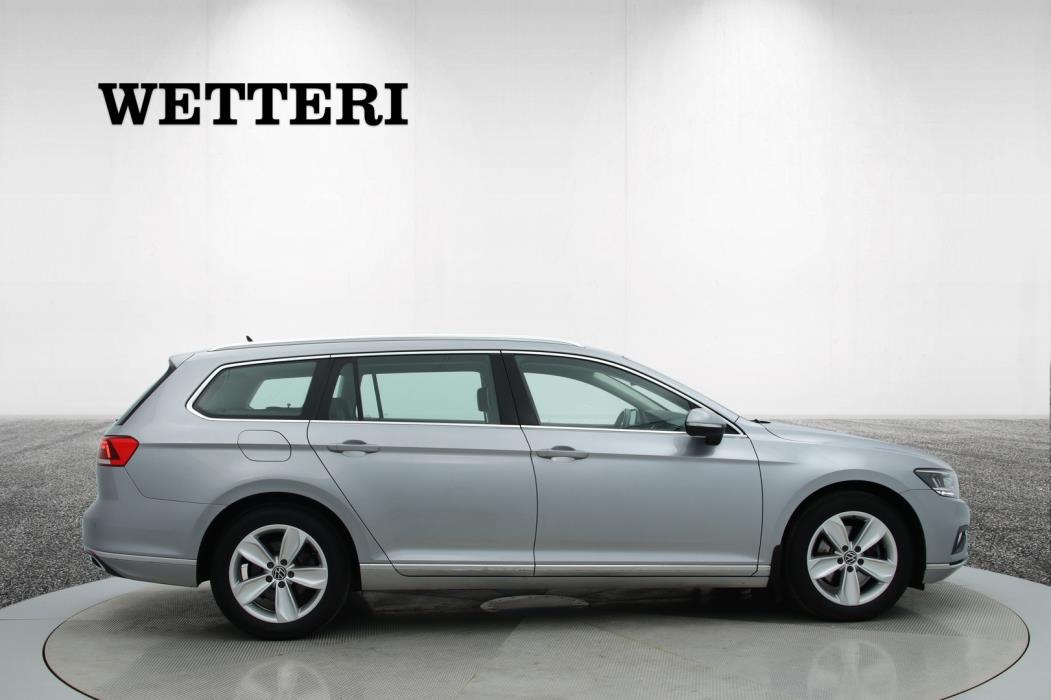 VOLKSWAGEN Passat 2021