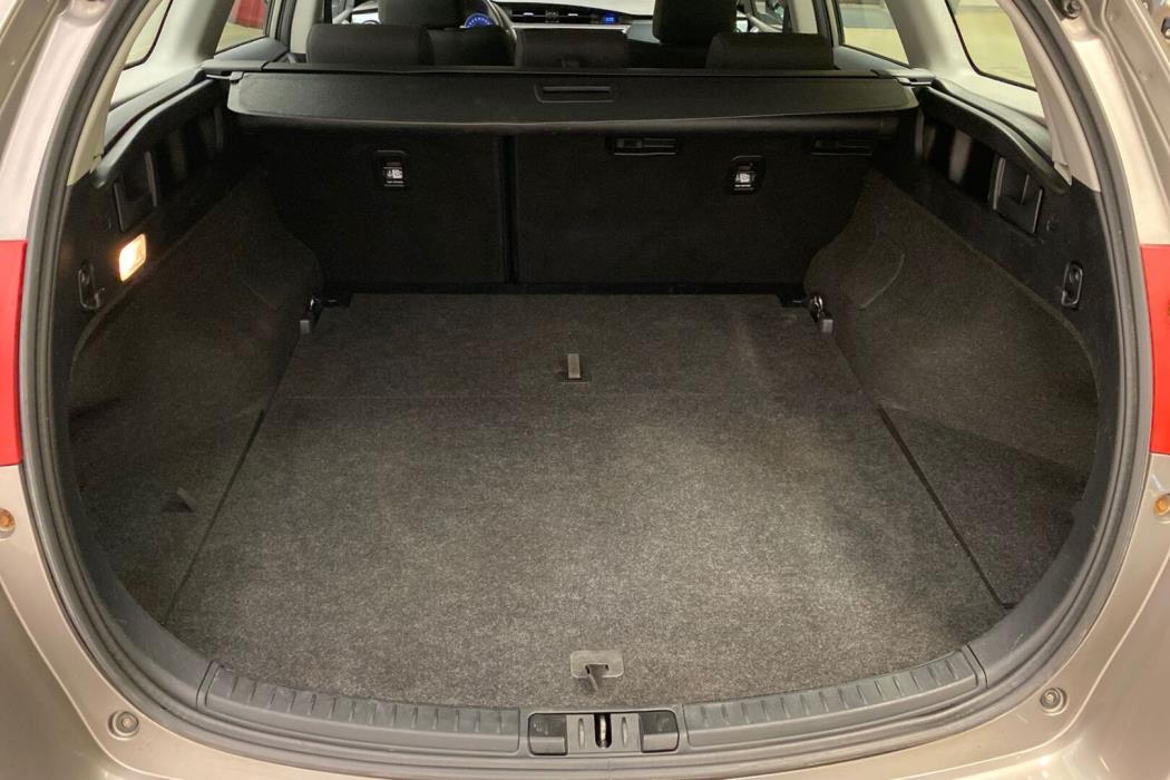 TOYOTA Auris 2013