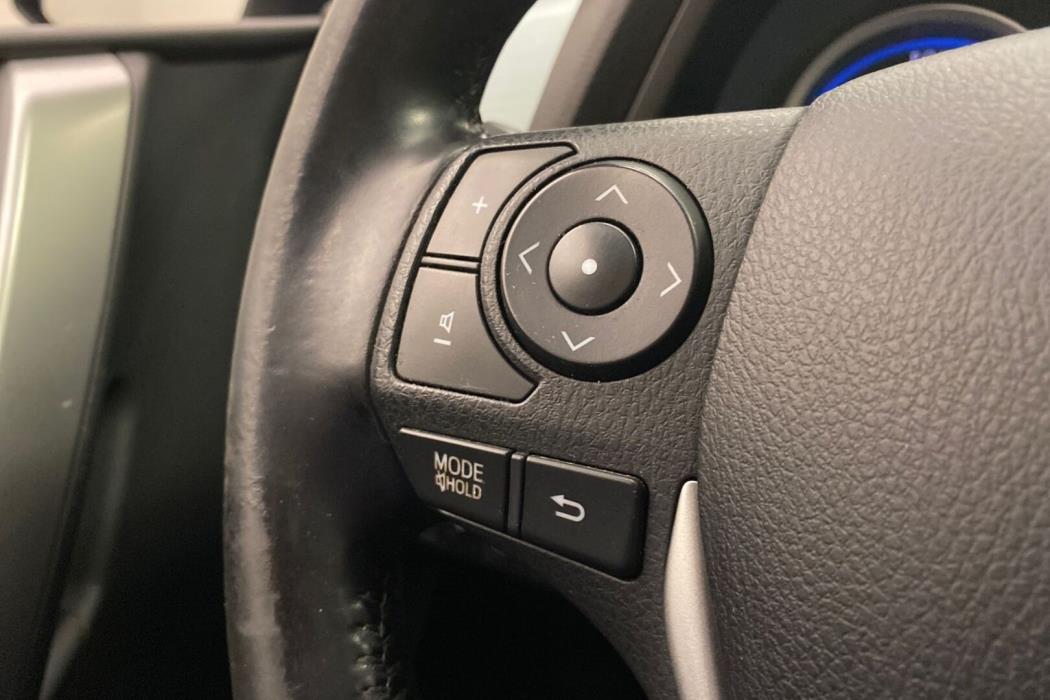 TOYOTA Auris 2013
