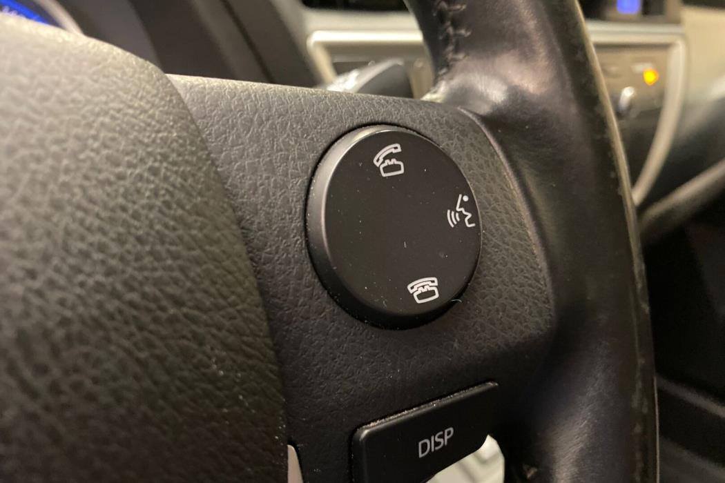 TOYOTA Auris 2013