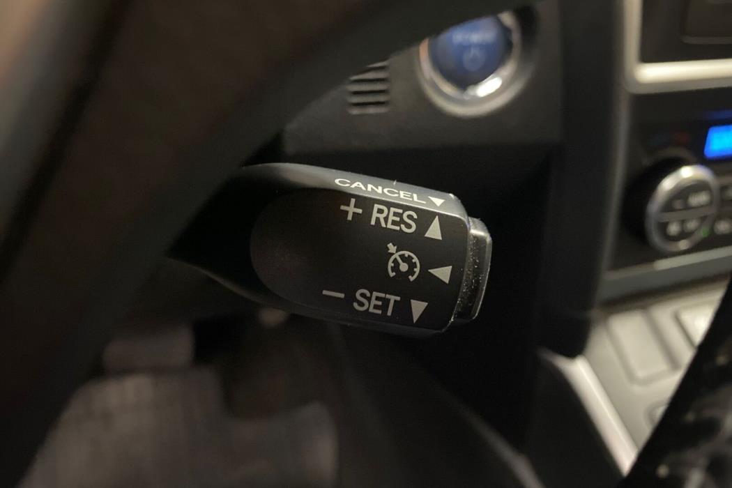 TOYOTA Auris 2013