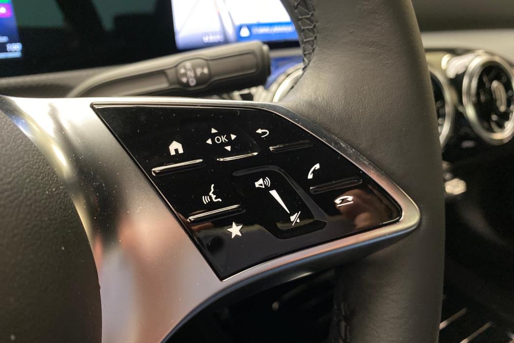 MERCEDES-BENZ CLA 2024